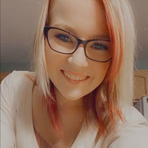 Meet your Posher, Abby